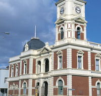 Boulder Town Hall - Tourism Noosa