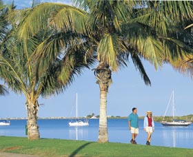 The Fascine - Tourism Noosa 0