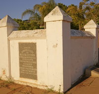 Morrell Memorial - Tourism Noosa