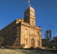The Albany Town Hall - Tourism Noosa