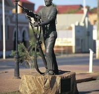 Miners Monument - Tourism Noosa