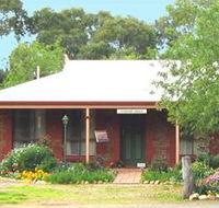 Stacey Studio Gallery  Almond Grove BB - Tourism Noosa