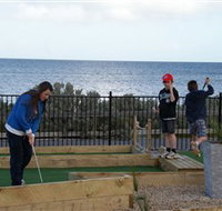 Port Vincent Putt Putt - Tourism Noosa