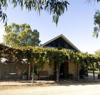 Lake Breeze Wines - Tourism Noosa