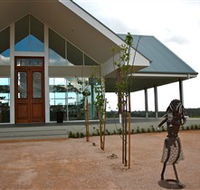 ArtWine Cellar Door - Tourism Noosa