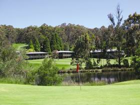 Mount Lofty Golf Club - Tourism Noosa 0