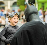 Warner Bros Movie World - Tourism Noosa