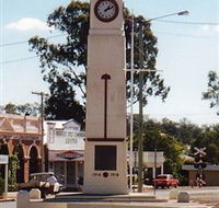 Goomeri War Memorial Clock - Tourism Noosa