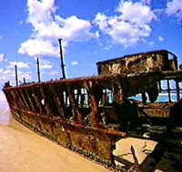 Maheno Shipwreck - Tourism Noosa