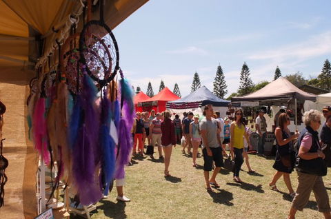 Coolangatta Beachfront Markets - Tourism Noosa 2