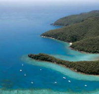 Butterfly Bay - Hook Island - Tourism Noosa