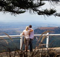 Picnic Point Lookout And Parkland - Tourism Noosa