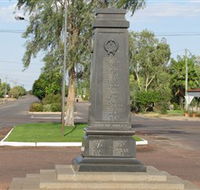 Winton War Memorial - Tourism Noosa