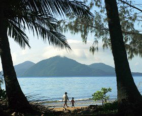 Family Islands National Park - Tourism Noosa 0