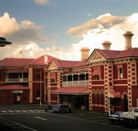 Historic Walk Through Mort Estate - Tourism Noosa