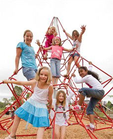 Belvoir Park Playground - Tourism Noosa 0