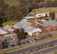Gateway Village - Tourism Noosa