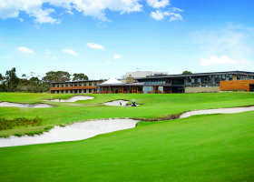 Peninsula Kingswood Country Golf Club - Tourism Noosa 0