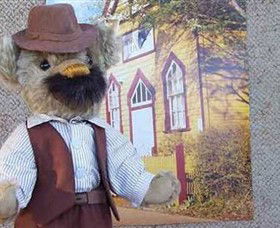 Stanley Bears - Tourism Noosa 0