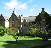 Overnewton Castle - Tourism Noosa