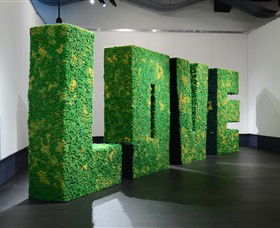 The Gallery At Bayside Arts And Cultural Centre - Tourism Noosa 1