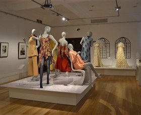 The Gallery At Bayside Arts And Cultural Centre - Tourism Noosa 4