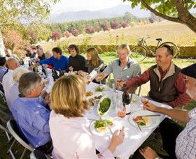 Feathertop Winery - Tourism Noosa 2