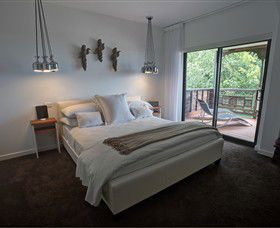 Feathertop Winery - Tourism Noosa 6