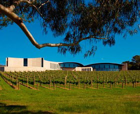 Port Phillip Estate - Tourism Noosa 0