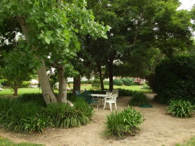 Harrow Gardens - Tourism Noosa 3