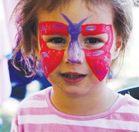 Hartley Hall Markets - Tourism Noosa