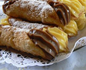 Market In The Mountains - Tourism Noosa 0