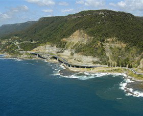 Sea Cliff Bridge - Tourism Noosa 3