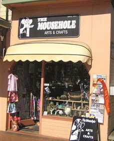 The Mousehole - Tourism Noosa 0