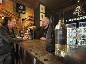 Maximilian's Restaurant And Sidewood Estate Cellar Door - Tourism Noosa 3