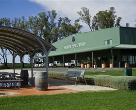 Andrew Peace Wines - Tourism Noosa 0