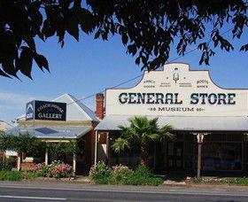 Coach House Art Gallery And Museum - Tourism Noosa 0