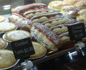 Strathy Hot Bread - Tourism Noosa 1