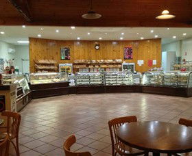 Strathy Hot Bread - Tourism Noosa 2