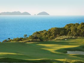 Hamilton Island Golf Club - Tourism Noosa 1