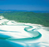 Whitehaven Beach - Tourism Noosa