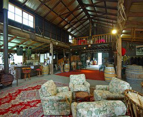 Paramoor Winery - Tourism Noosa 1
