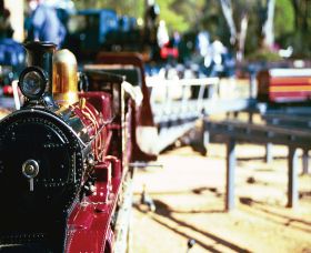 Willans Hill Miniature Railway - Tourism Noosa 1