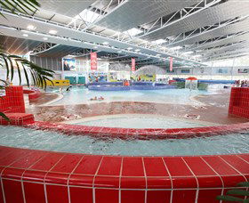 Oasis Regional Aquatic Centre - Tourism Noosa 0