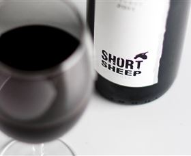 Short Sheep Micro-Winery - Tourism Noosa 4