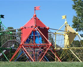 Fadden Pines Playground - Tourism Noosa 0