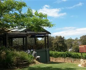 Fairbrossen Estate - Tourism Noosa 0