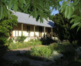 Raglan Gallery And Cultural Centre - Tourism Noosa 1