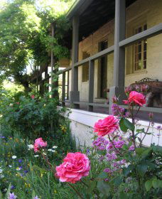 Raglan Gallery And Cultural Centre - Tourism Noosa 2