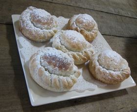 Kangaroo Valley Pie Shop - Tourism Noosa 3